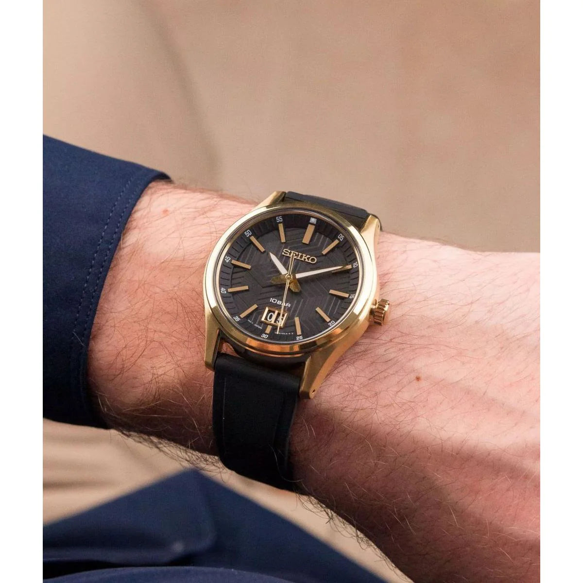 Seiko Classic Black & Gold