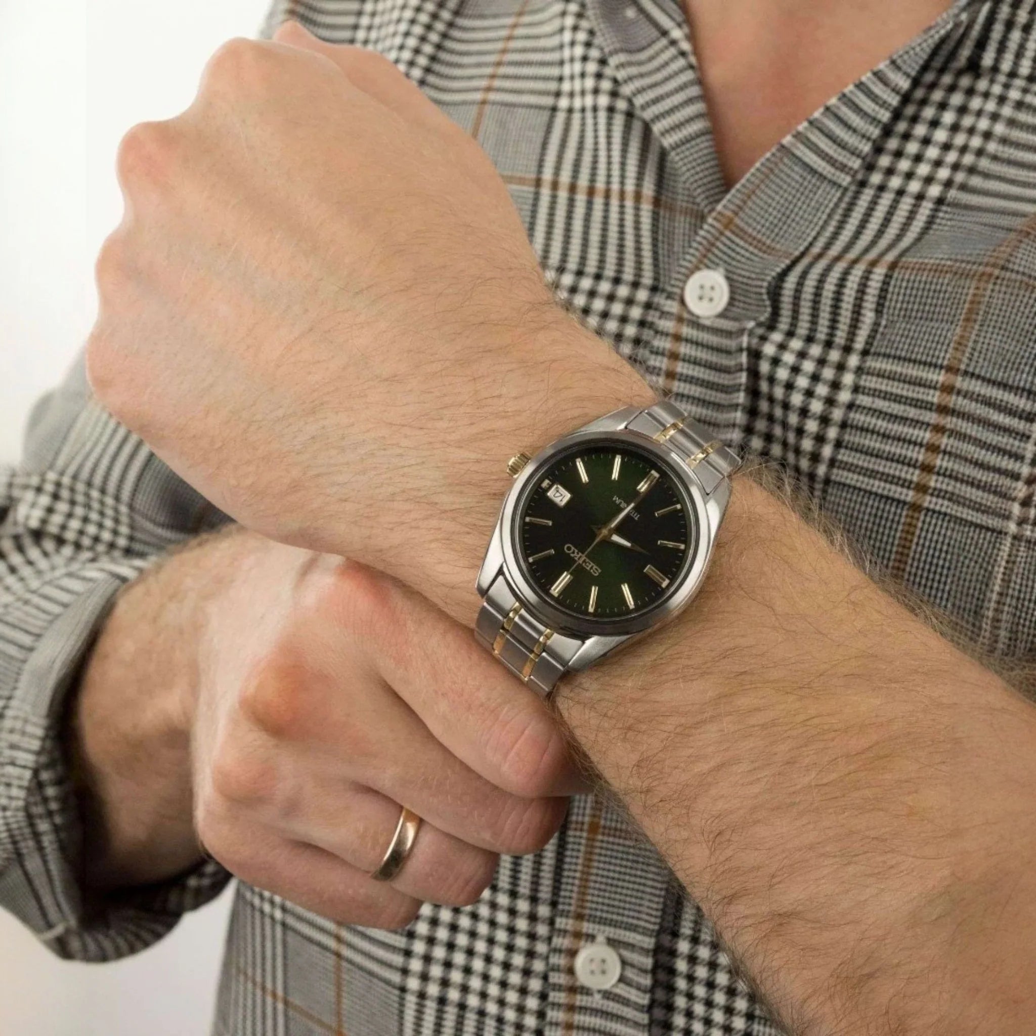 Seiko Classic Green Titanium